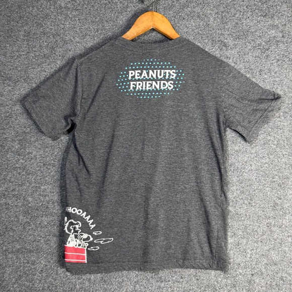 Peanuts Charlie Brown Flying Ace Kids Size Small Graphic T-Shirt - Picture 4 of 8